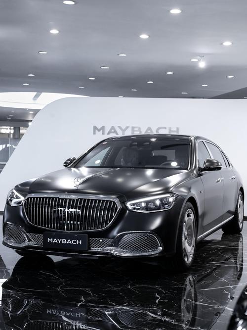 深圳193岚图汽车的售后服务让用户无忧出行，迈巴赫未来的豪华车趋势